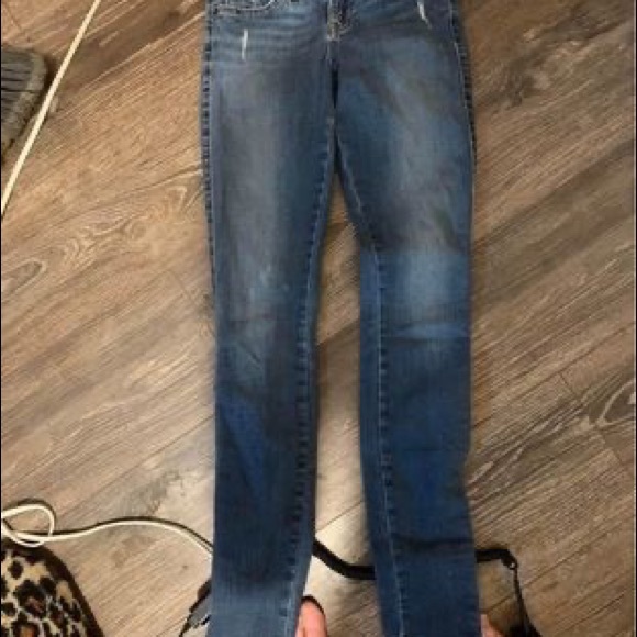 Guess jeans Nwot - Picture 2 of 2